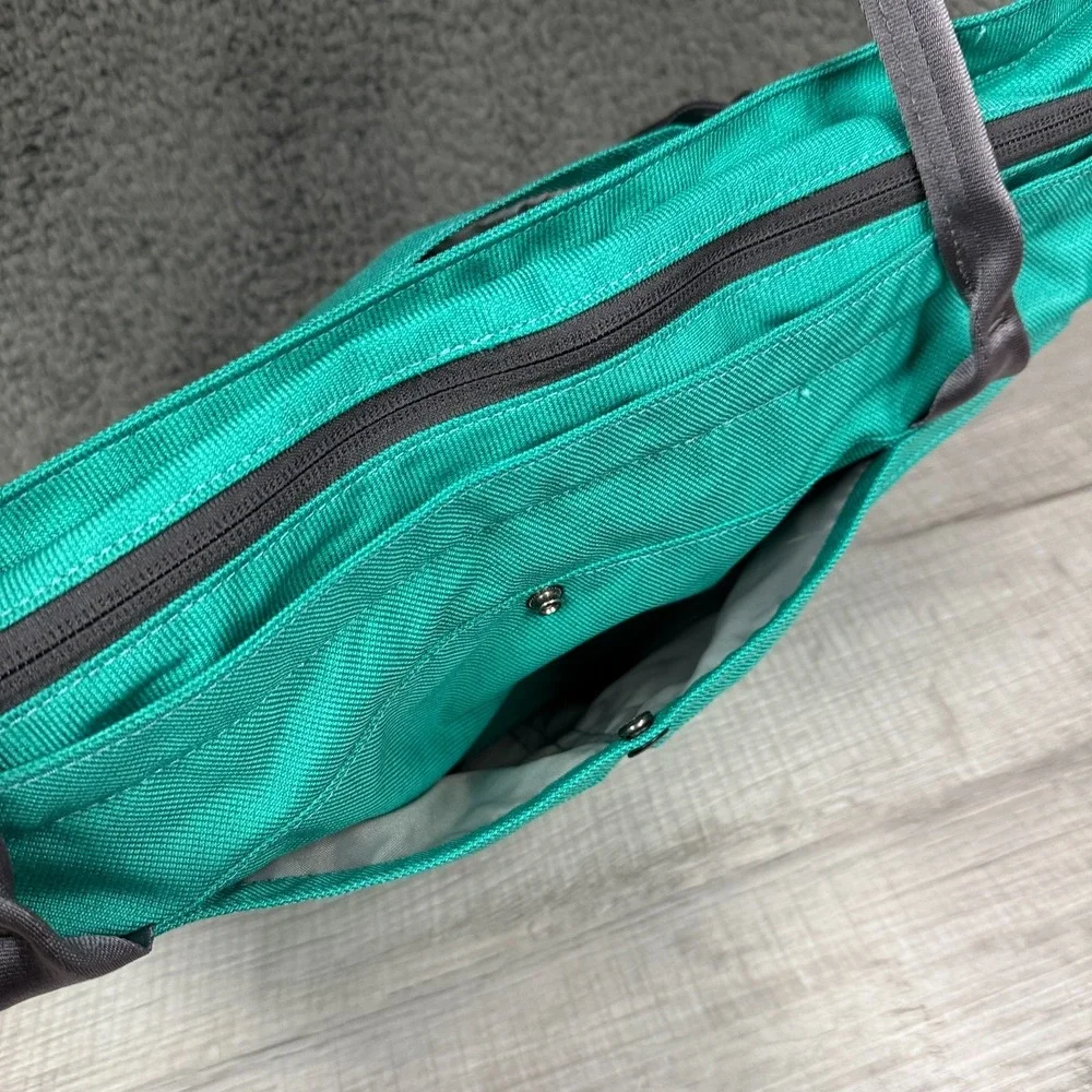 Patagonia Transport Tote 20L Green Laptop Bag Travel Briefcase Padded 49460‎